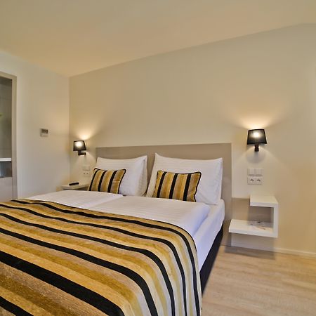 Hotel Ariston Прага Экстерьер фото