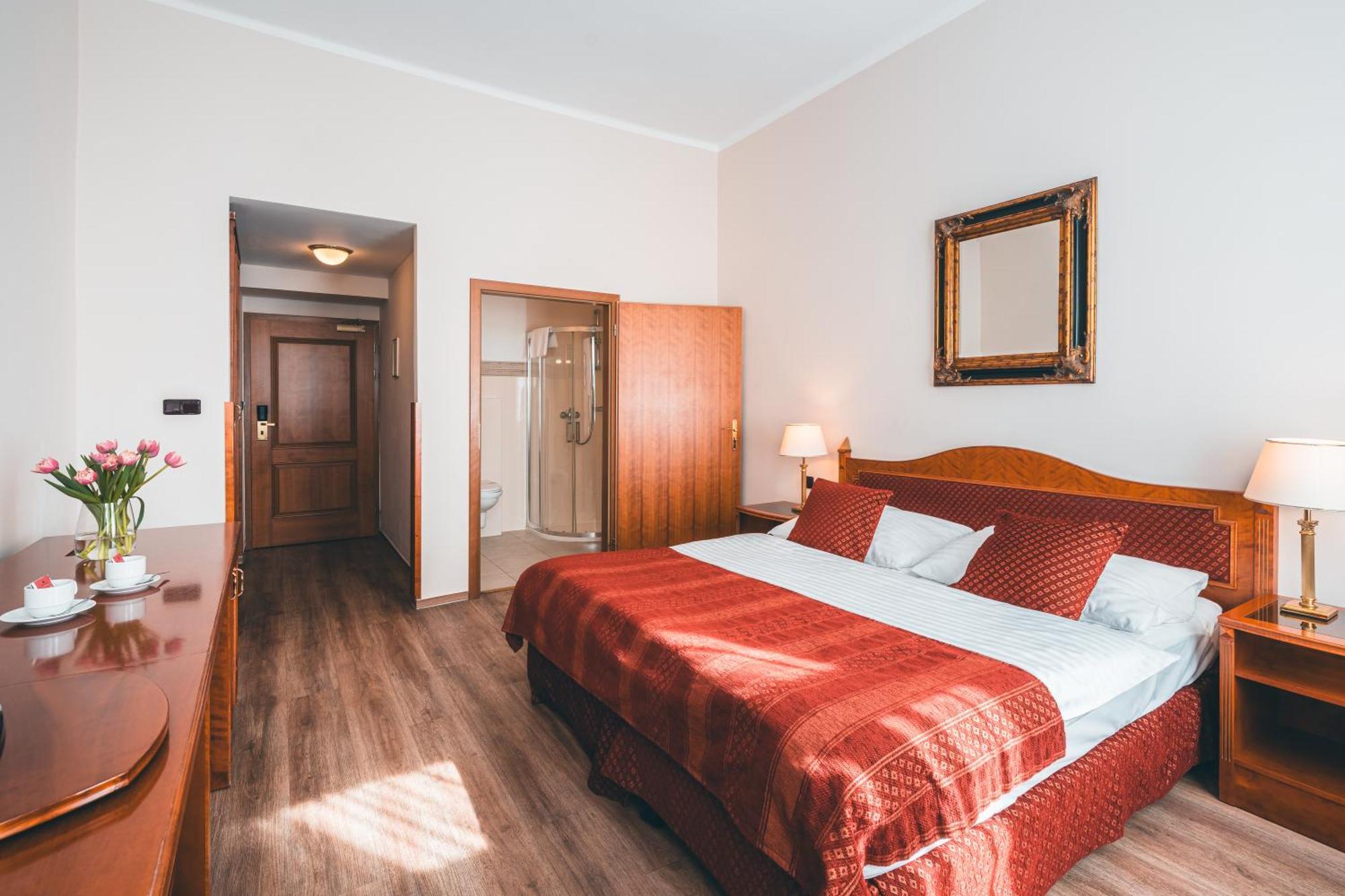 Hotel Ariston Прага Экстерьер фото