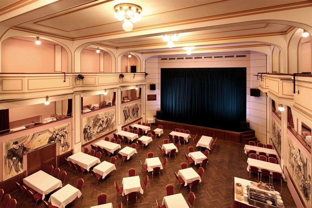 Hotel Ariston Прага Экстерьер фото